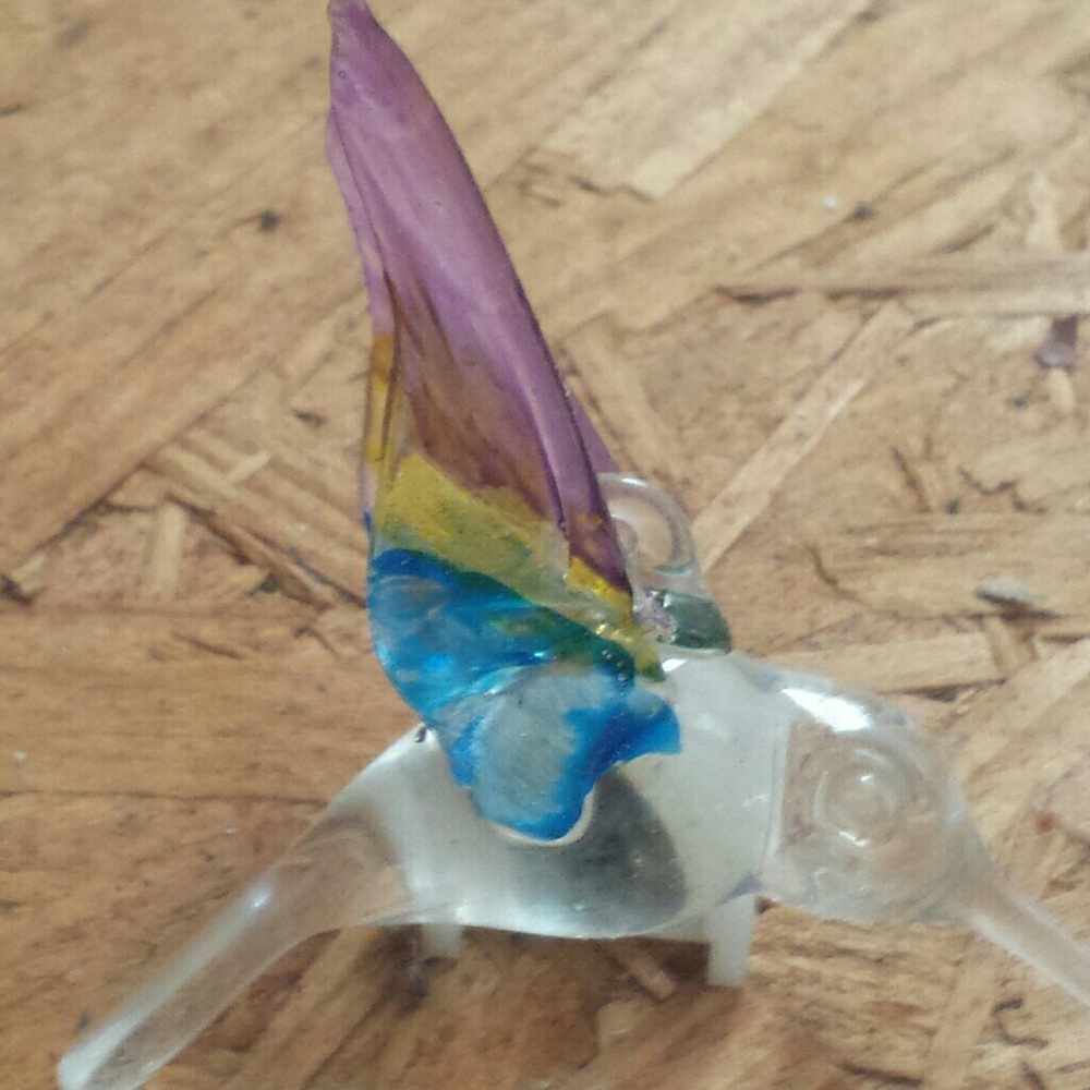Glass humming bird.
